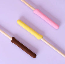 Load image into Gallery viewer, NIAN'GAO Pocky Cat Teaser