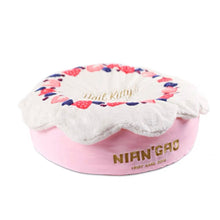 Load image into Gallery viewer, NIAN'GAO Cream Cake Pet Bed