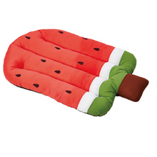 將圖片載入圖庫檢視器 PETIO Summer Watermelon Ice Cream Cooling Pet Bed